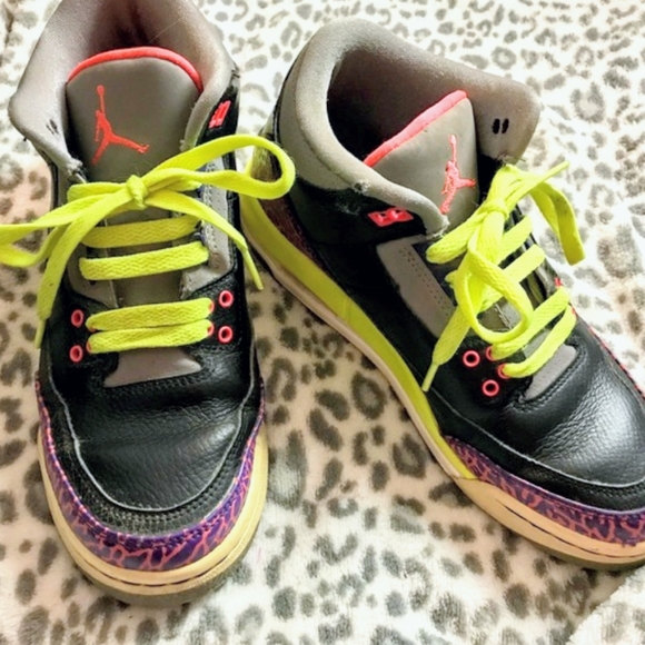 Air Jordan 3 Retro GS - Picture 4 of 7